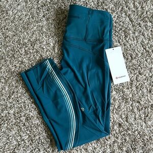 LuluLemon Speed Limit Crop 23” (size 6)